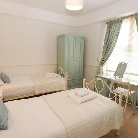 Ravenscroft Holiday home *